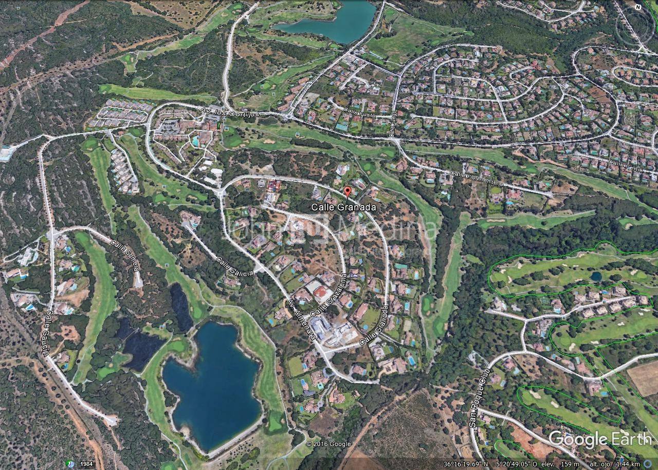 INDIVIDUAL PLOT (3933 M2) FIRST LINE GOLF IN THE ALMENARA GOLF SOTOGRANDE ALTO