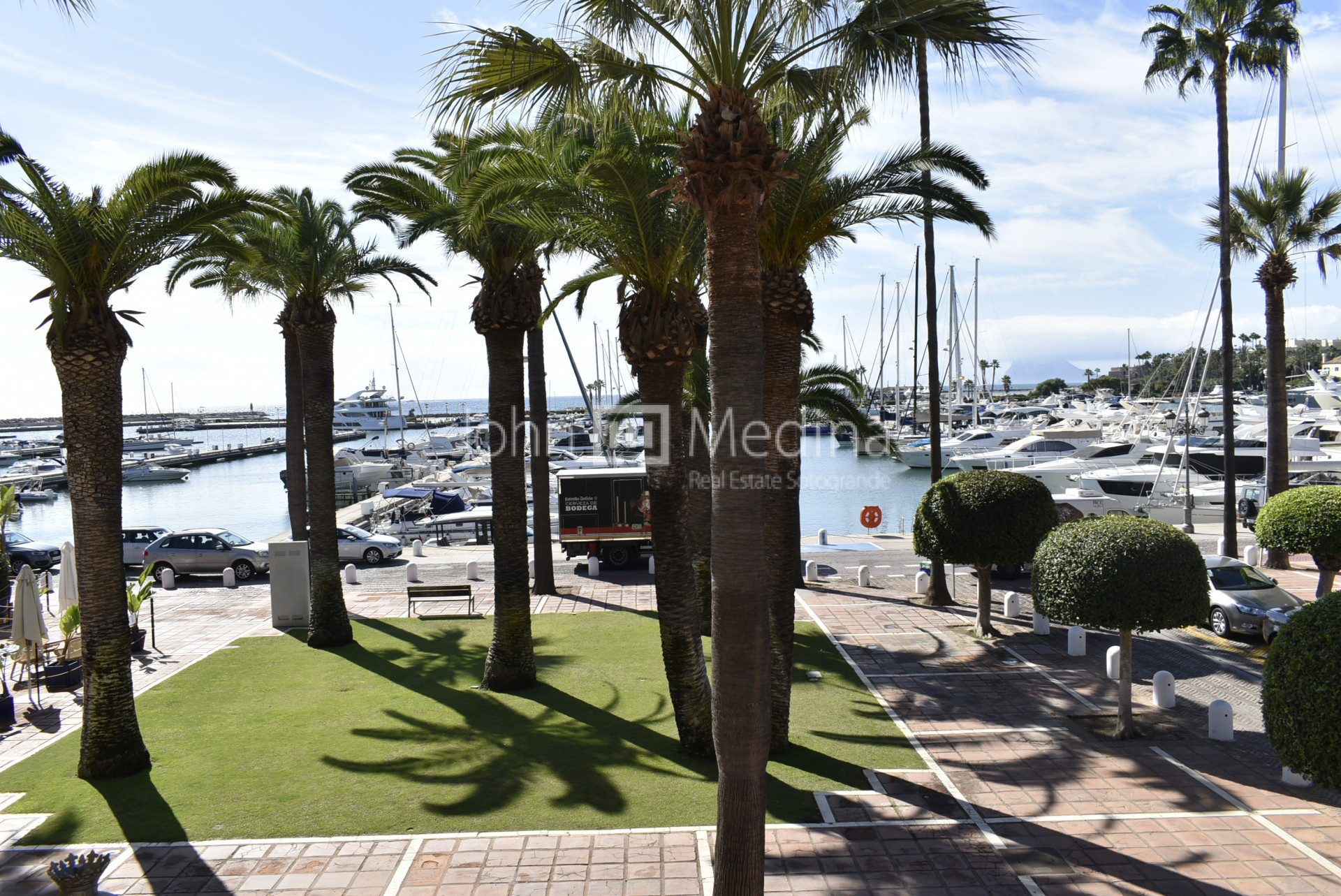 Charming 3-bedroom apartment in the Sotogrande Marina