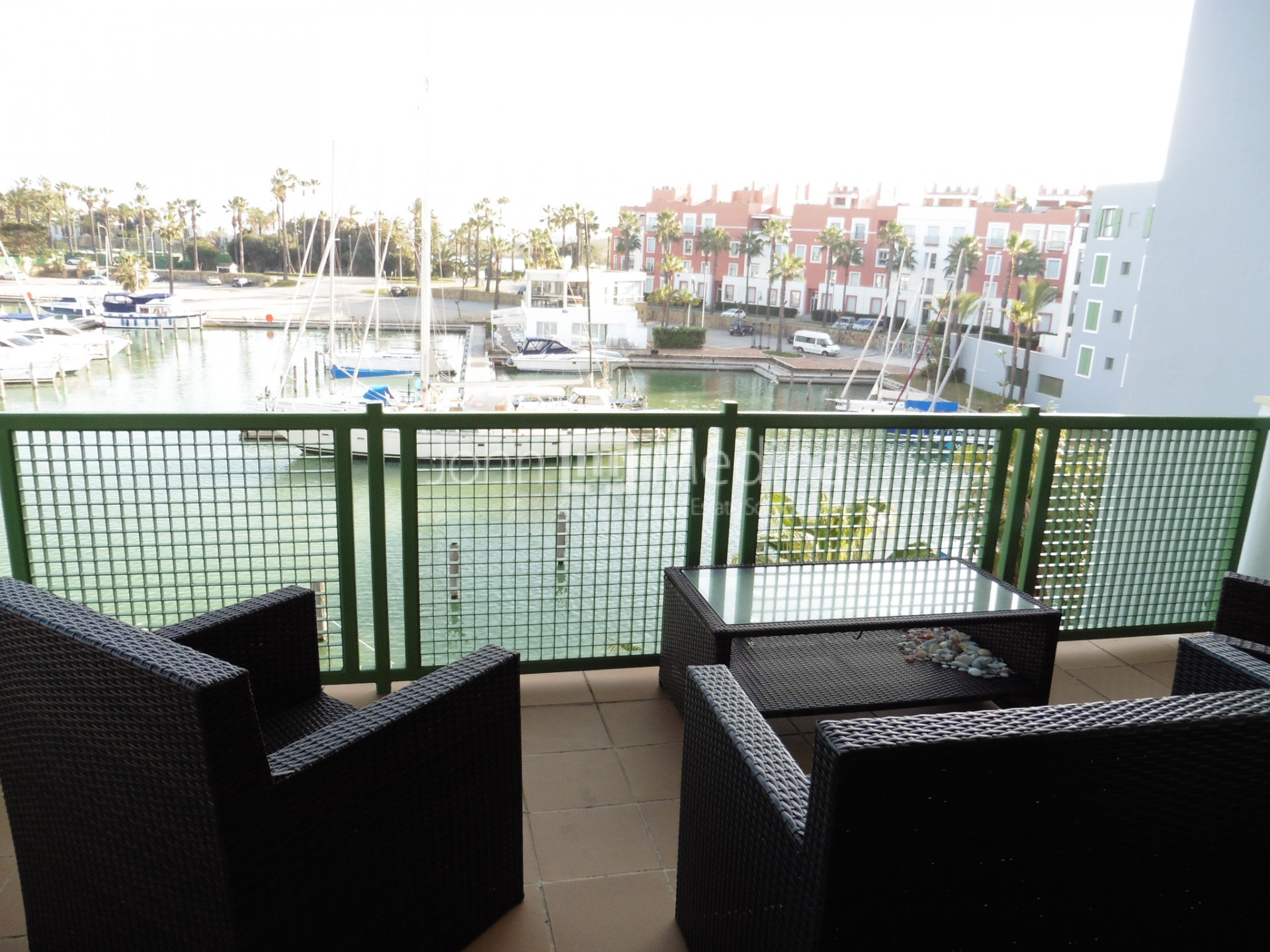 APARTAMENTO DE 3 DORMITORIOS EN JUNGLA DEL LORO CON MAGNIFICAS VISTAS A LA MARINA