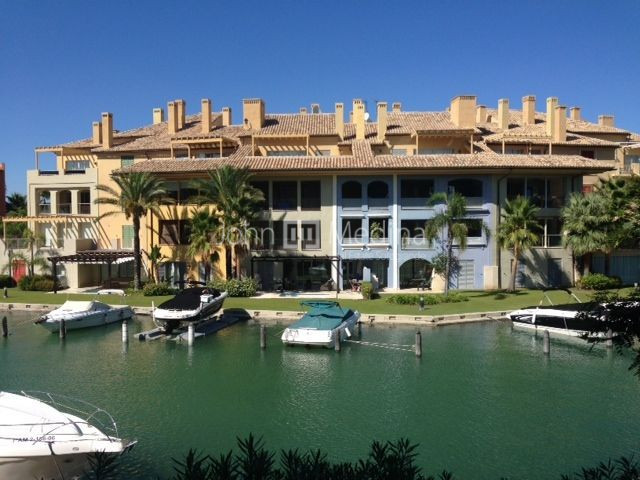 APARTAMENTO EN  RIBERA DEL CORVO CON VISTAS A LA MARINA