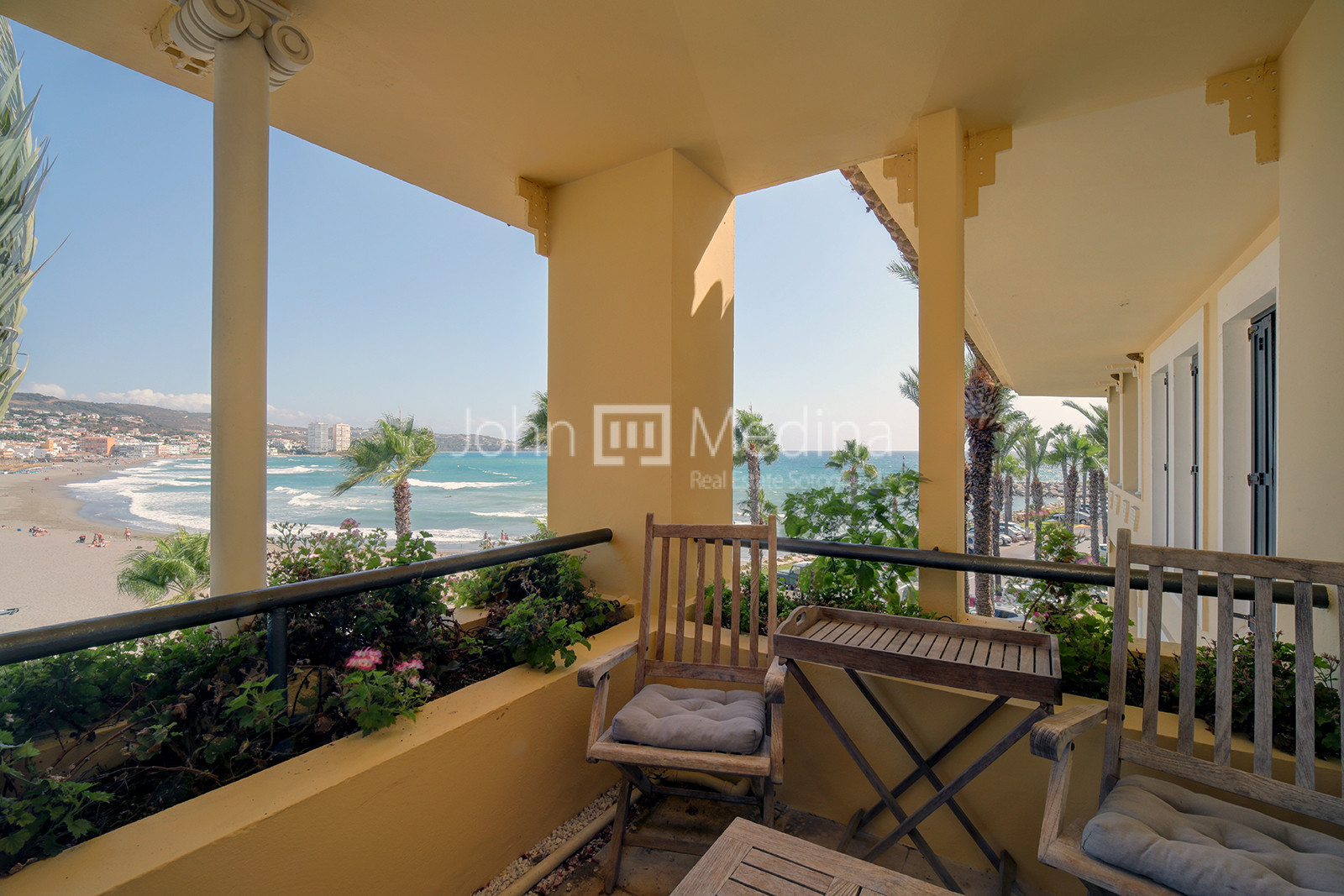 SECOND FLOOR APARTMENT IN PUERTO SOTOGRANDE