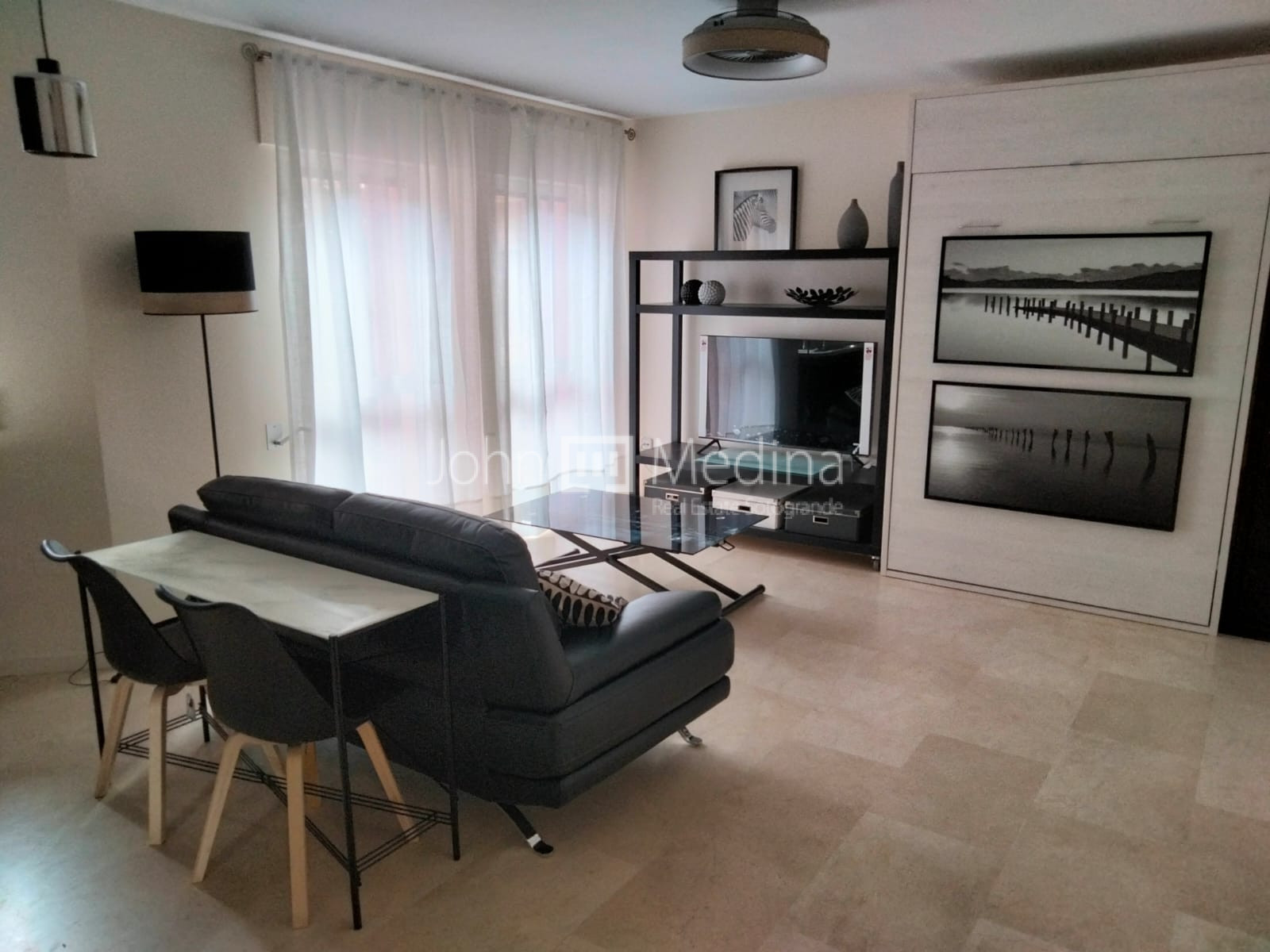 ESTUDIO EN PUERTO DEPORTIVO SOTOGRANDE
