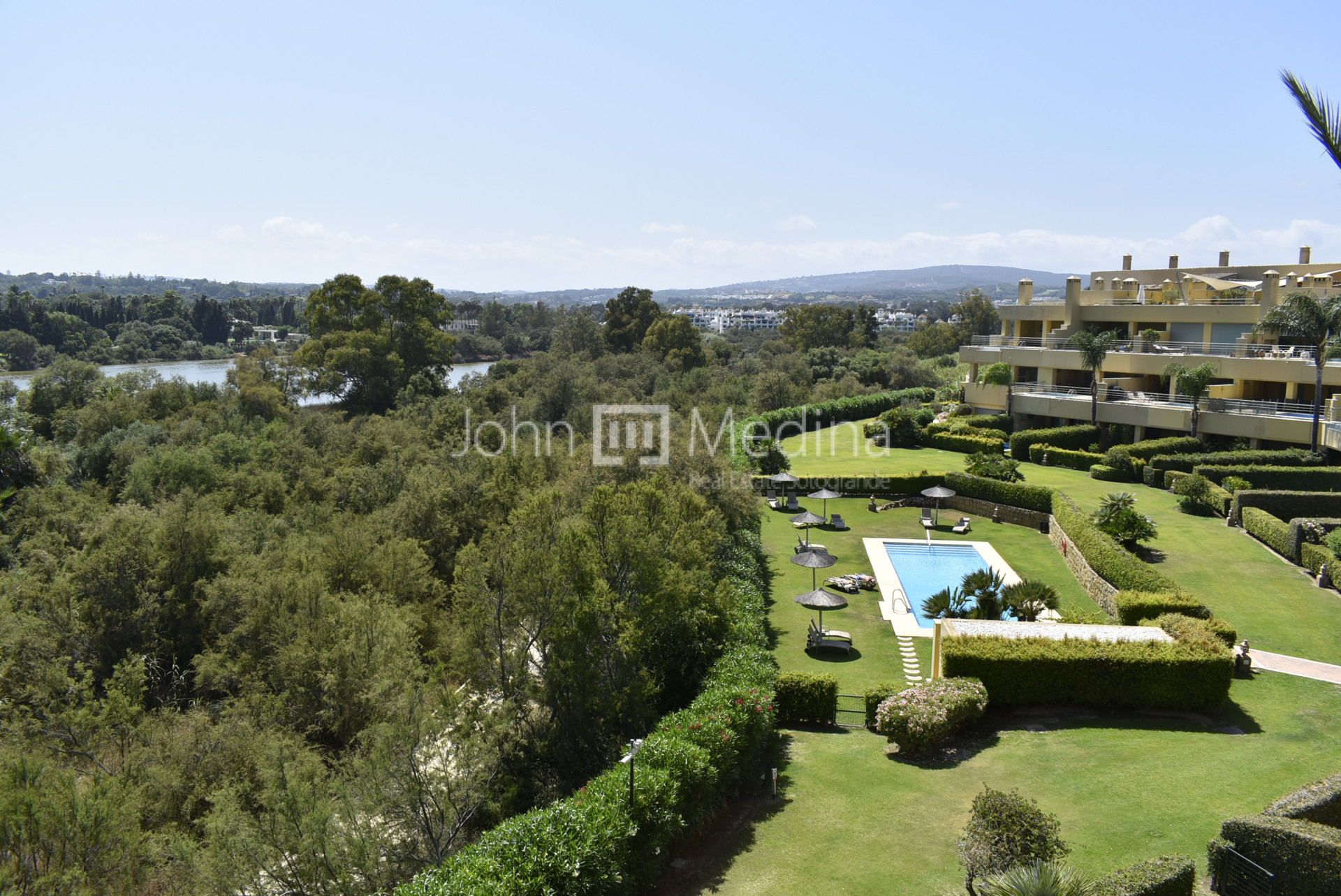 3 BEDROOM PENTHOUSE IN RIBERA DEL RÍO SOTOGRANDE MARINA