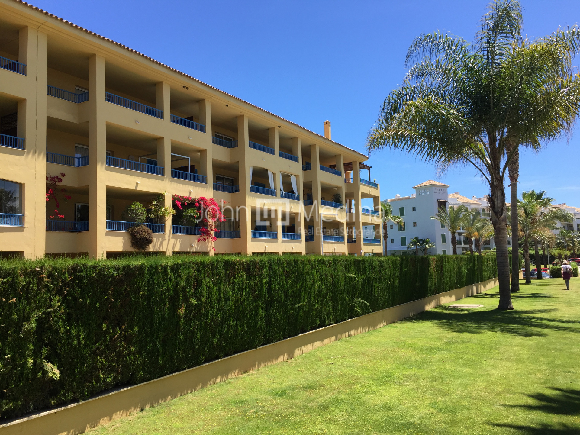 Fántastico y espacioso apartamento en Guadalmarina I 