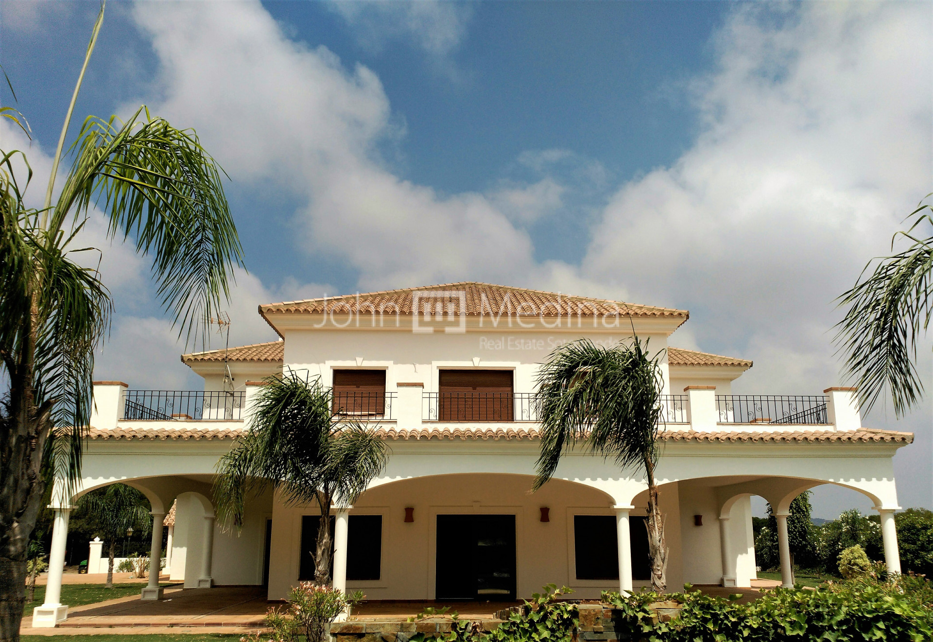 MAGNIFICA VILLA CERCANA AL ALMENARA GOLF