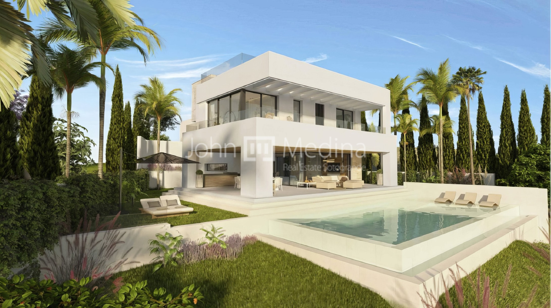 NEW VILLA OFF PLAN WITH PANORAMIC VIEWS TO THE SEA AND GIBRALTAR.