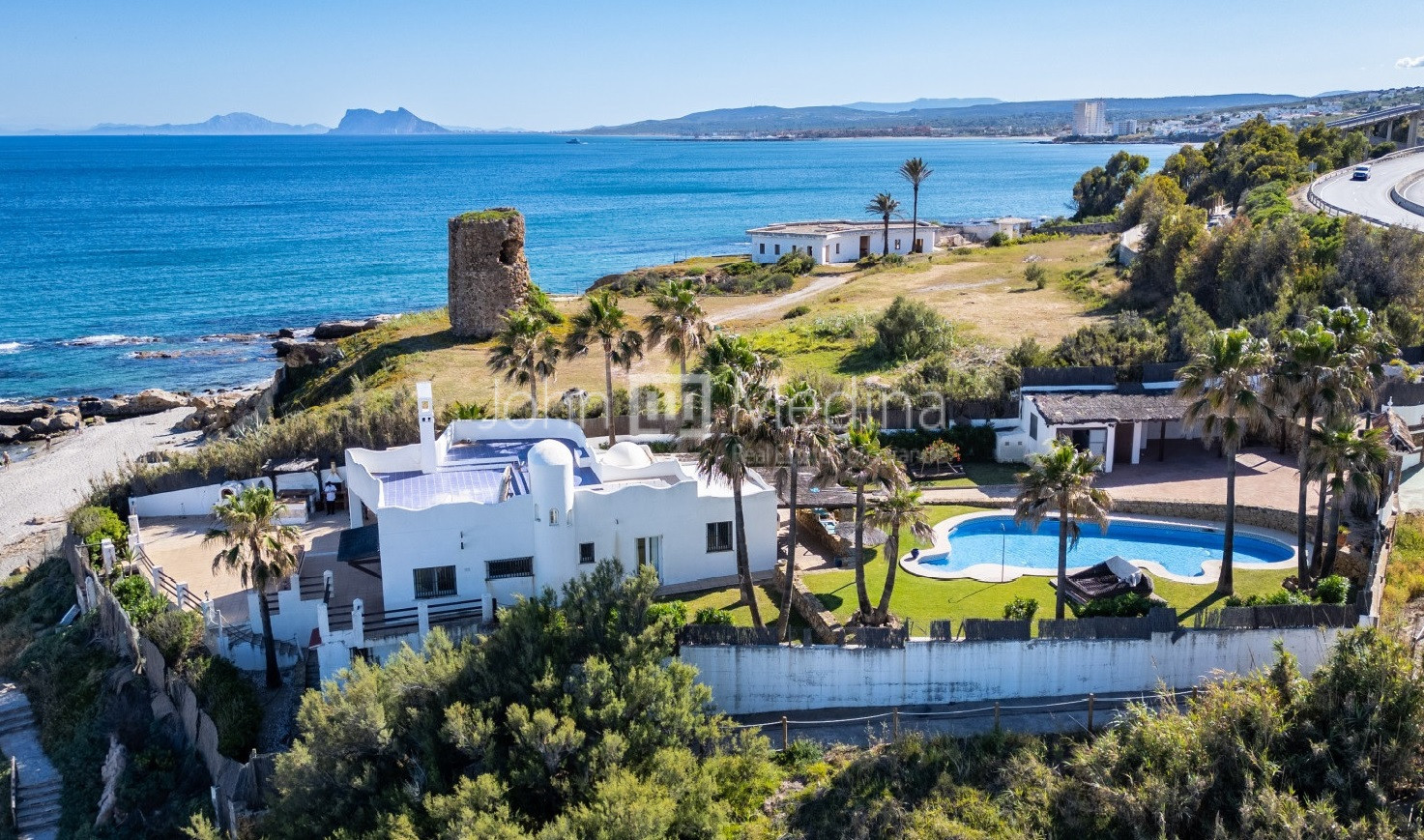 BEACHFRONT VILLA – WAKE UP EVERY DAY TO VIEWS OF THE SEA AND AFRICA