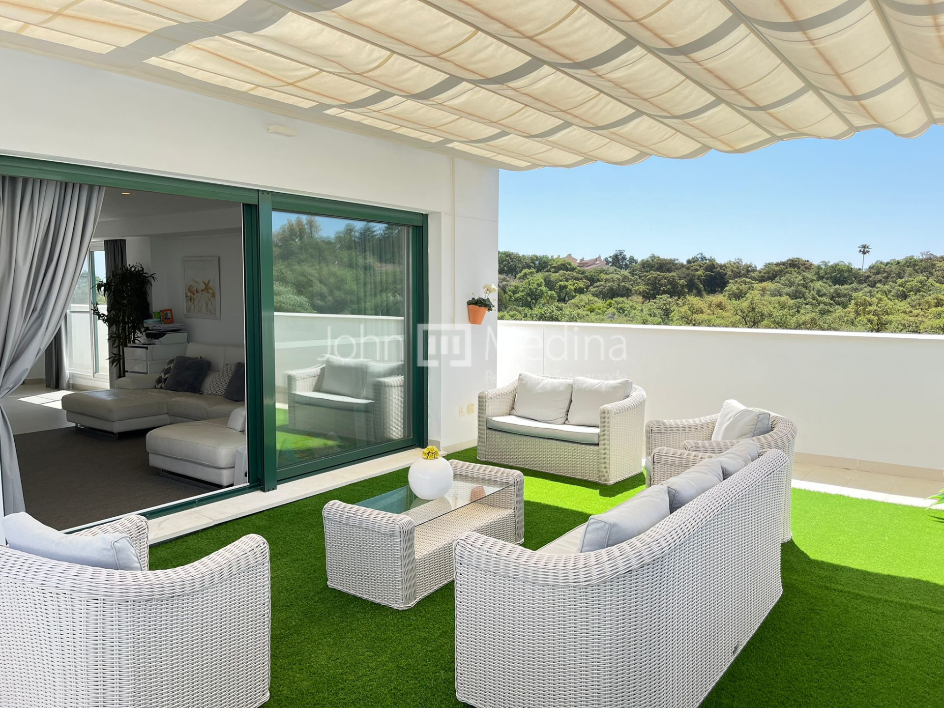 LUXURIOUS PENTHOUSE IN LA RESERVA DE SOTOGRANDE